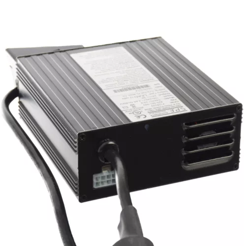 Akkumulátor töltő TASKI Swingo 450/750/955 sorozathoz - 24V, 9A