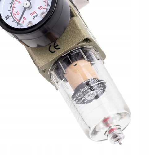 Levegő-előkészítő reduktorral és szűrővel, 1/4" AW2000-02, 0,5–8,5 bar, 500 l/perc, 15 ml tartály, komplett készlet gyorscsatlakozókkal kompresszorhoz