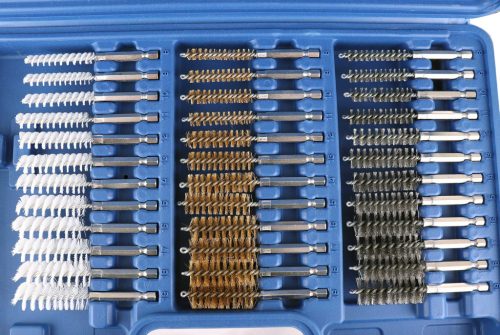 Kefe készlet a befecskendező szelepülések tisztításához és finom tisztító munkákhoz (38 darabos) TC Technic SK2648