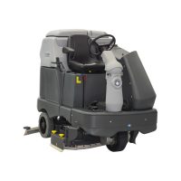 Fellépős/Vezetőüléses padlótisztító gépek